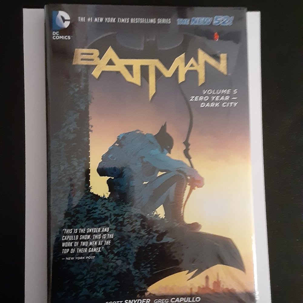 BATMAN VOLUME 5 ZERO YEAR-DARK CITY 1ST PRINT WRITTEN BY SCOTT SNYDER HARDCOVER